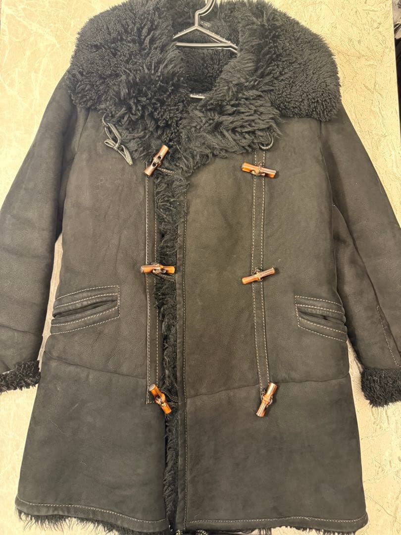 GUCCI ムートンダッフルコート