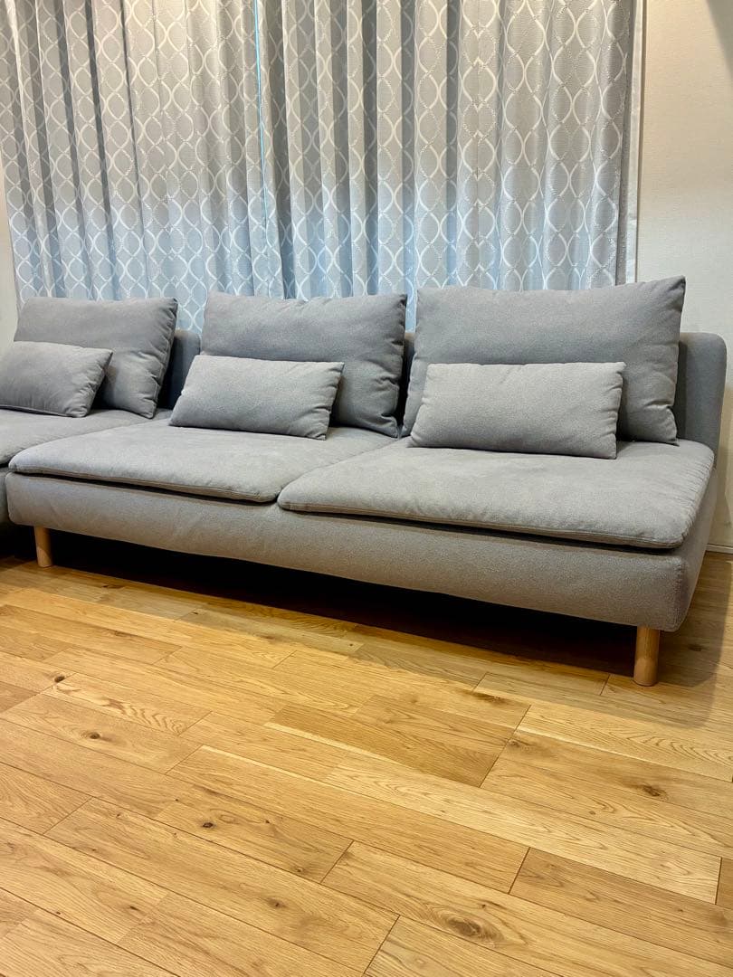 IKEA ソーデルハムン 3人掛けソファ グレー 木製脚付き クッション付