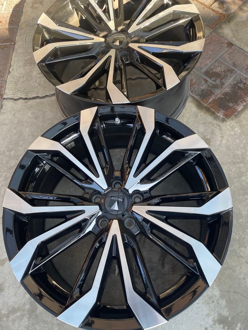 モデリスタホイール2本組み どちらも超良品 純正跡少しあり