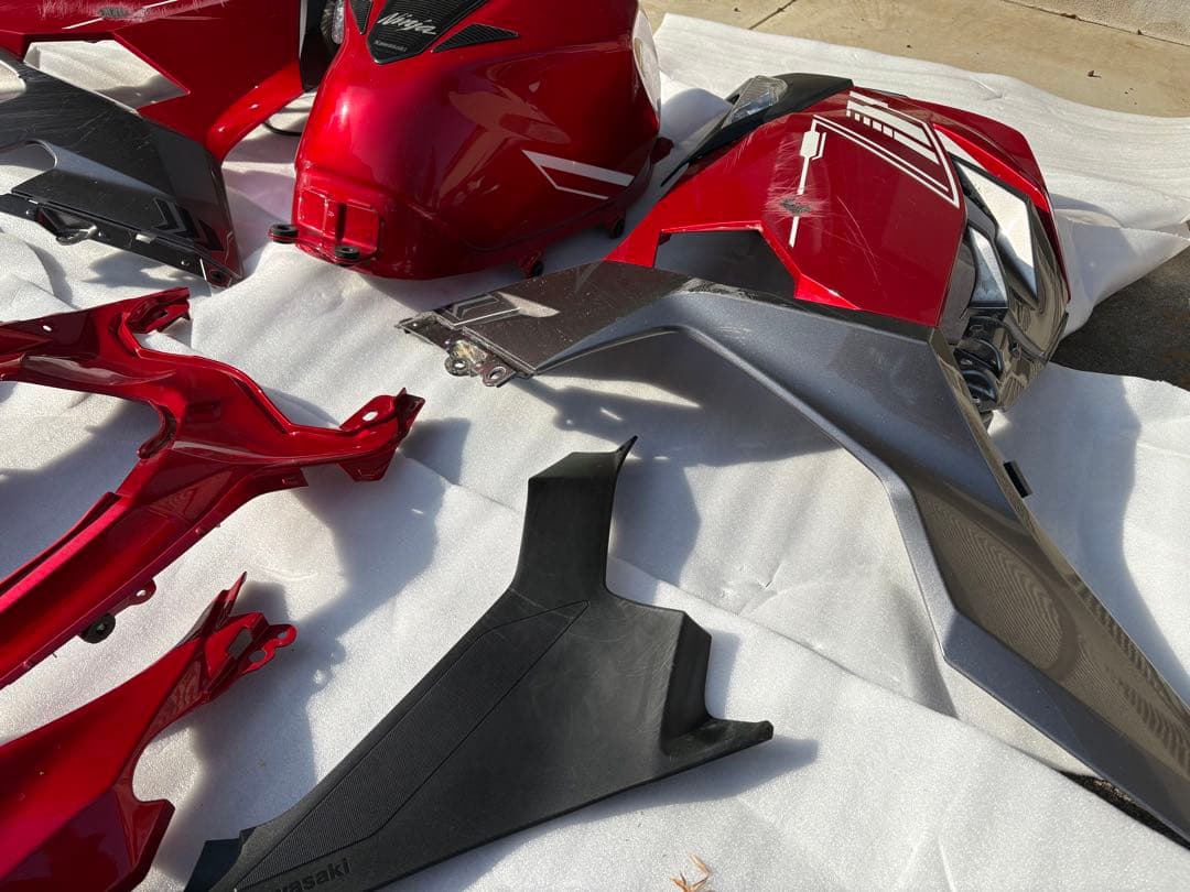 ニンジャ　タンク、フルカウルセット　ex250p