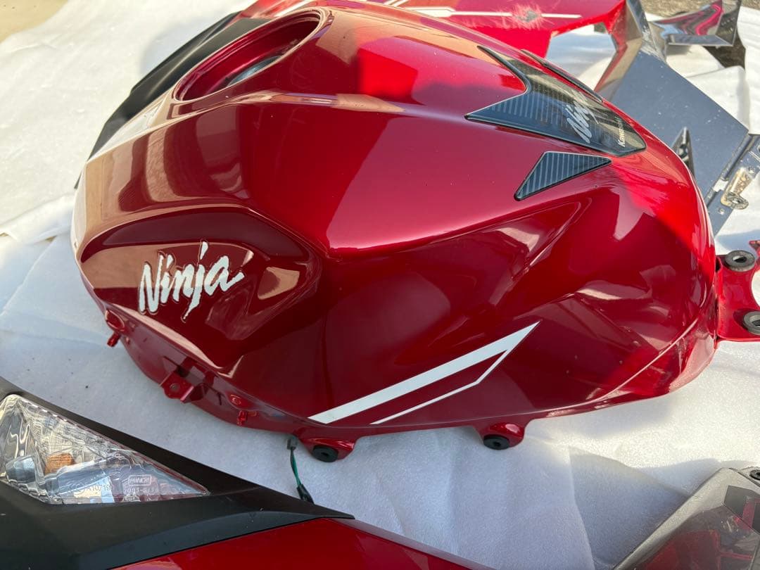 ニンジャ　タンク、フルカウルセット　ex250p