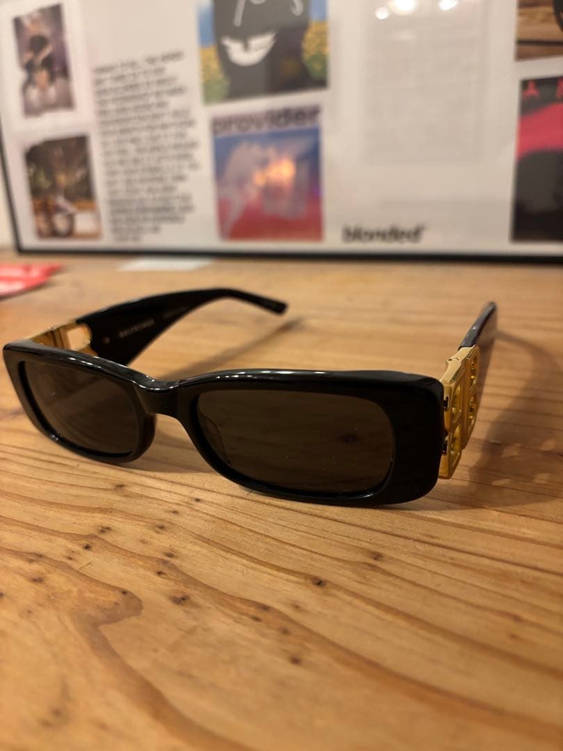 サ*ん様 BALENCIAGA ブラック サングラス ケース付き　BBロゴ