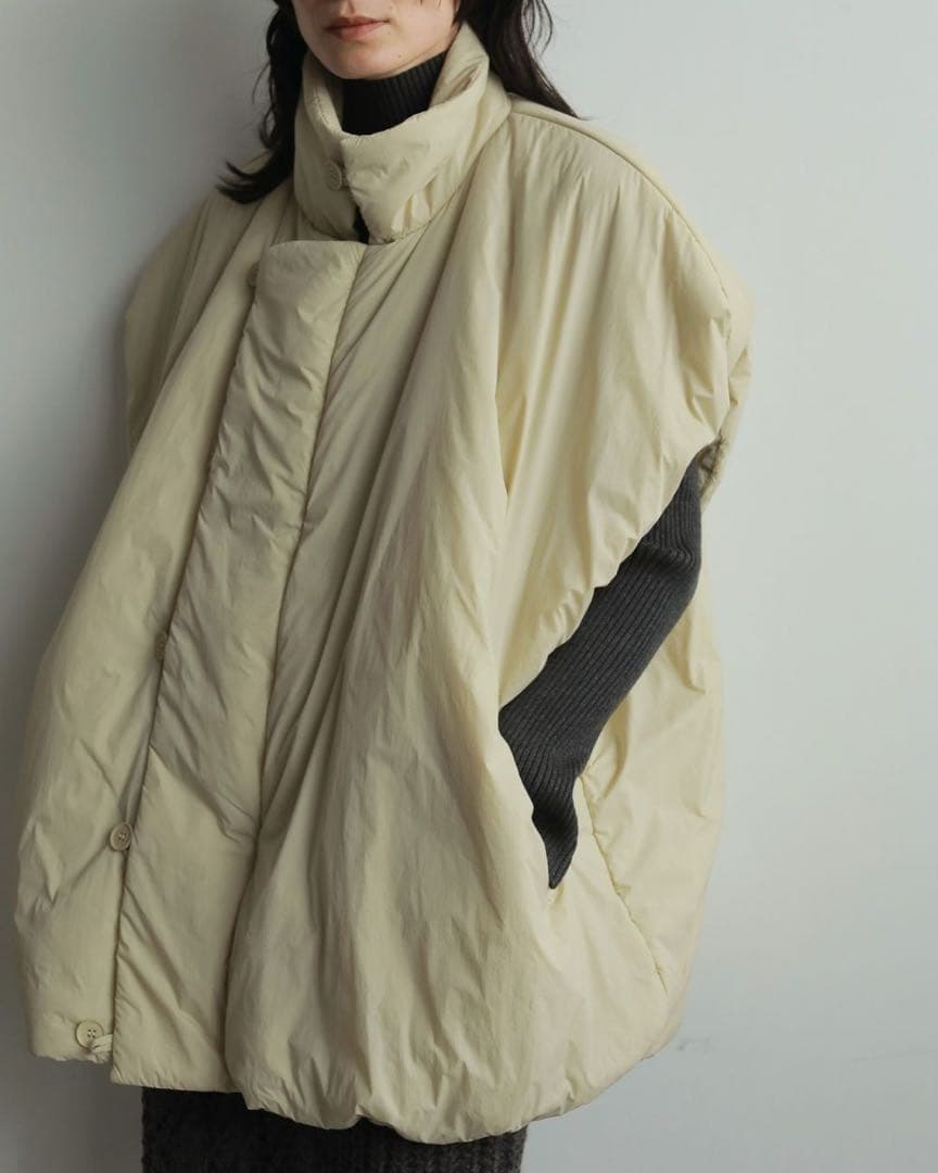 anuke アンヌーク　Volume Over Vest