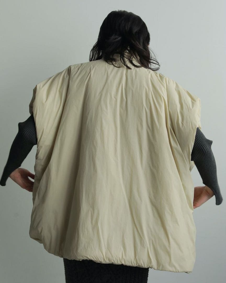 anuke アンヌーク　Volume Over Vest