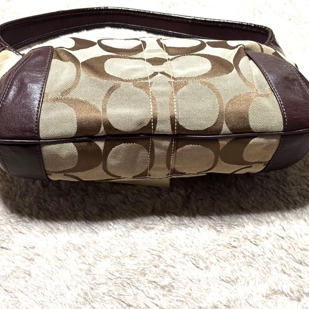 COACH コーチ　ワンショルダー　ショルダーバッグ　シグネチャー キャンバス