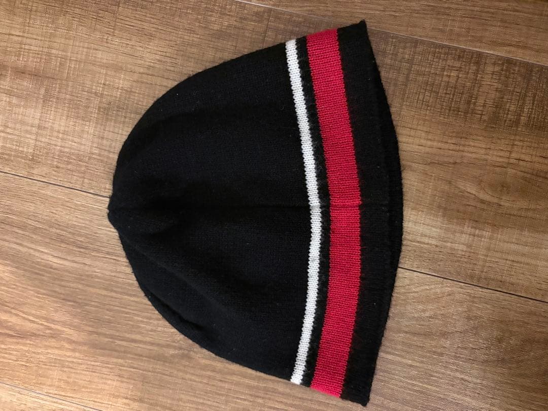 VALLAD ロゴ入りニット帽　赤　IO