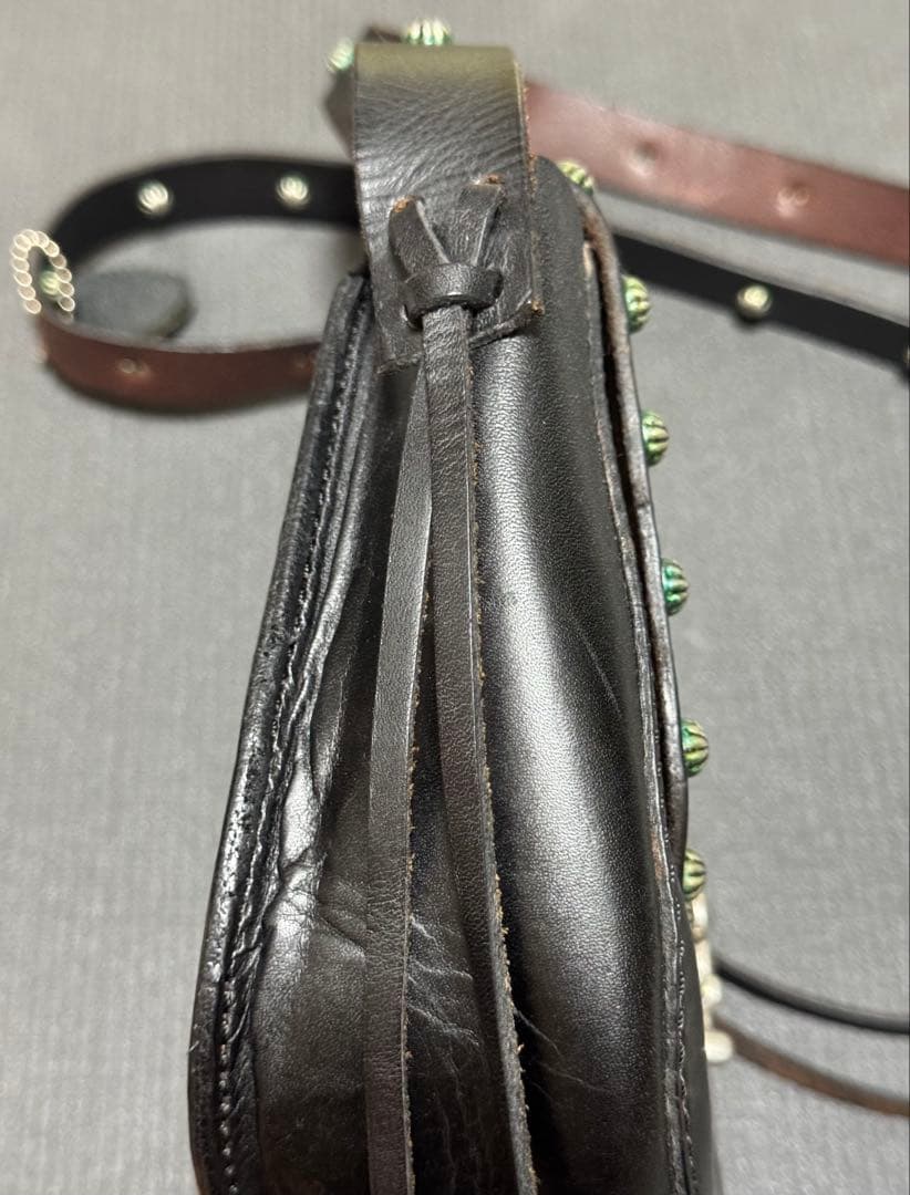 HTC ヒッピーバッグ アンブレラスタッズ ブラック