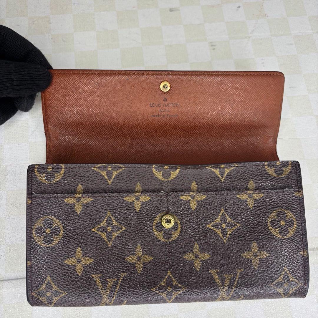 極美品　LOUIS VUITTON ルイヴィトン　長財布　二つ折り　M06