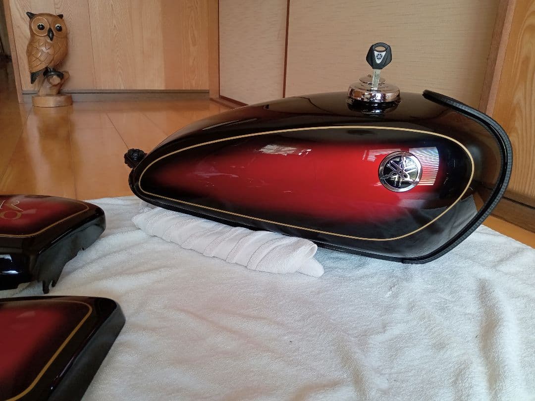 ヤマハ SR400 Fi車用 レッドサンバースト外装Set