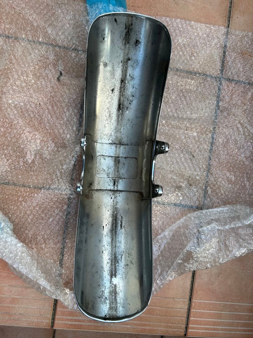 CB1100 SC65 の純正フェンダー