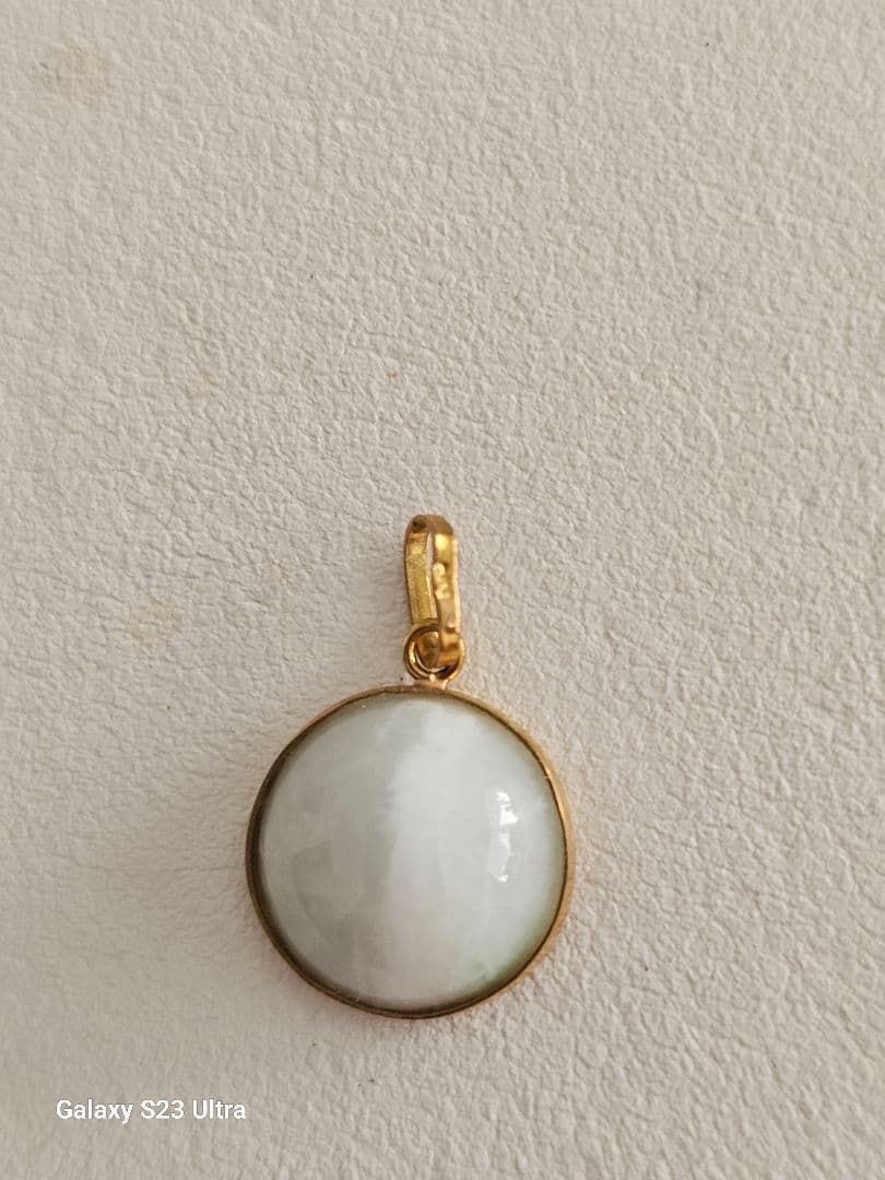 K１８糸魚川翡翠キャツアイペンダント