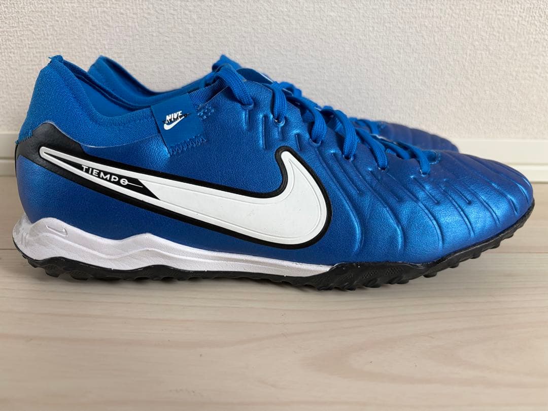 ナイキ ティエンポ レジェンド 10 プロ TF 26.5