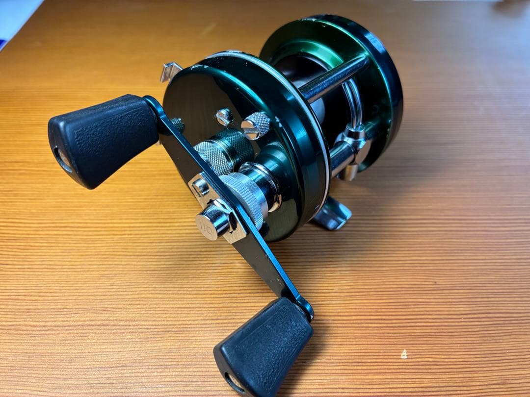 ABU アンバサダー 5000 D オールド　美品