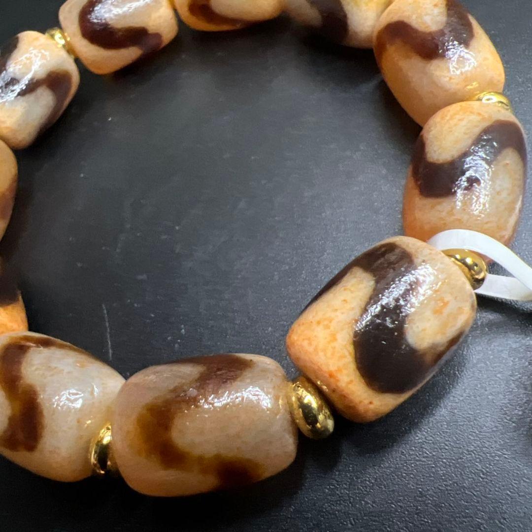 限定 チベット高油メノウ玉髓 朱砂 牙黄 虎牙天珠ブレスレット遵型 茶色 透明感