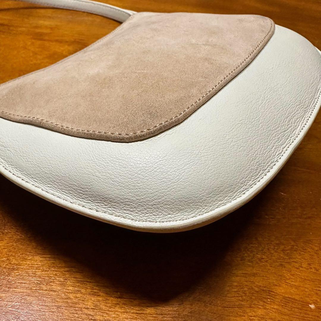 LOEWE ロエベ ミニサイズ ショルダーバッグ スエード レザー オフホワイト