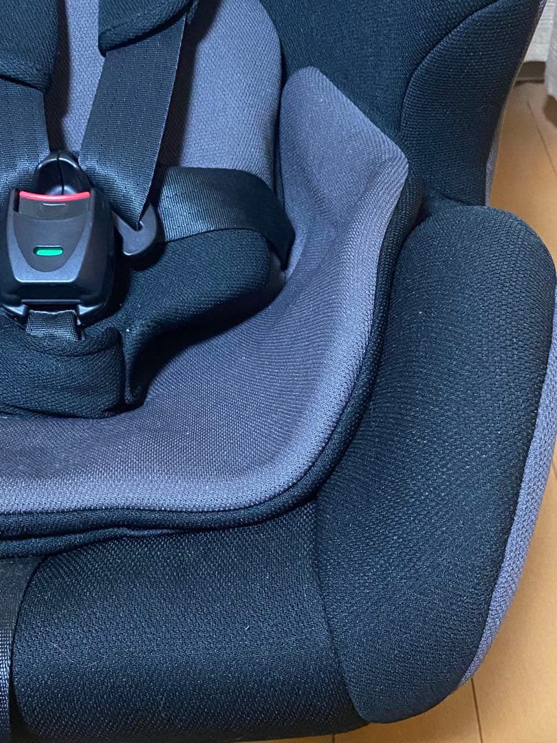 極美品　Combi チャイルドシート ウィゴーロングBD 限定モデル　廃盤品