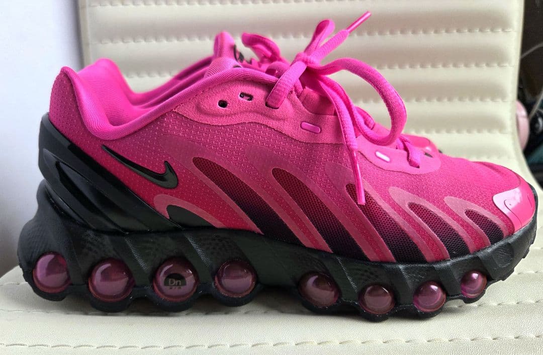 ナイキ エアマックス DN8