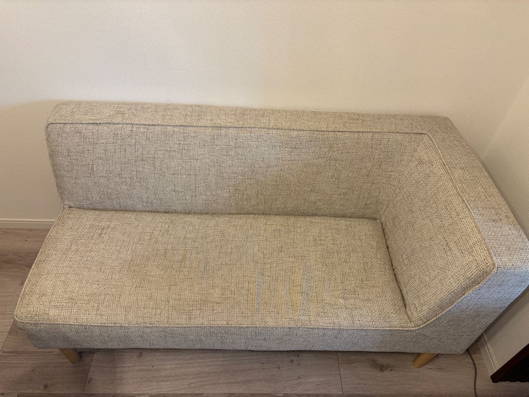 ベージュ 2人掛け　カウチソファ