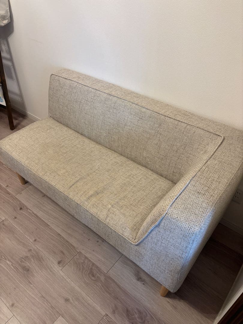 ベージュ 2人掛け　カウチソファ