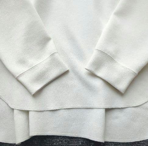 ウィムガゼット　Whim Gazette Vガゼットプルオーバー　フリーサイズ