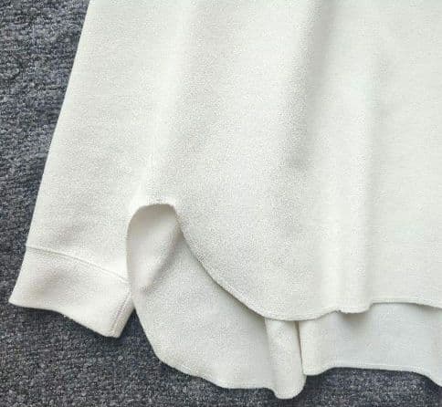 ウィムガゼット　Whim Gazette Vガゼットプルオーバー　フリーサイズ