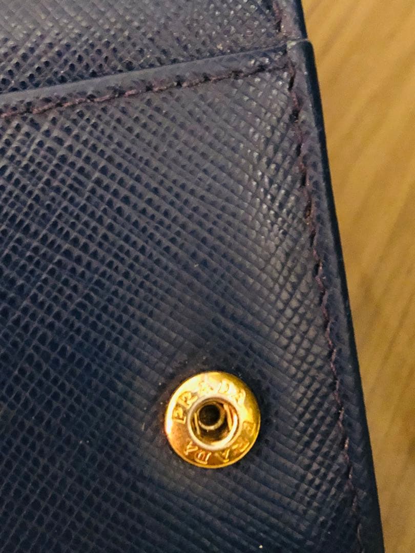 PRADA ネイビー 長財布 ケース付き