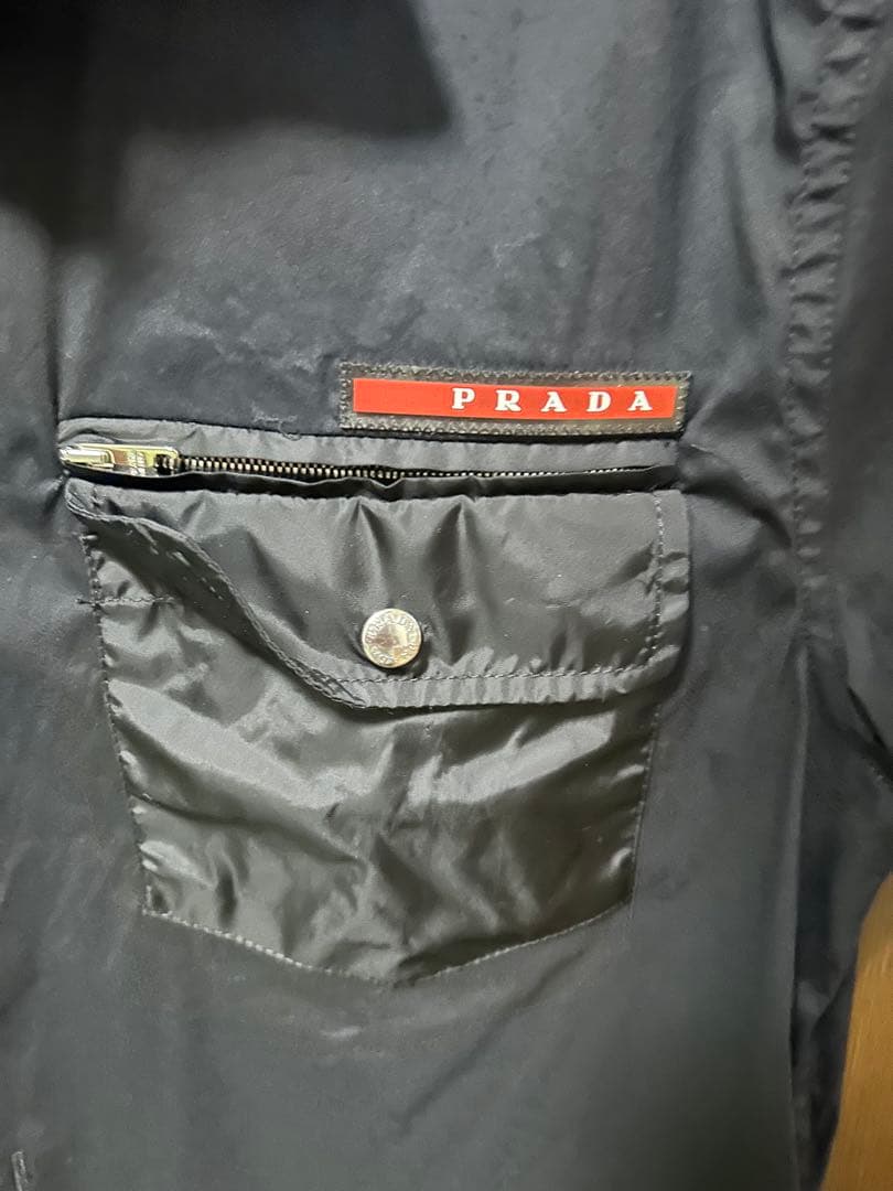 PRADA プラダ 黒 シャツ