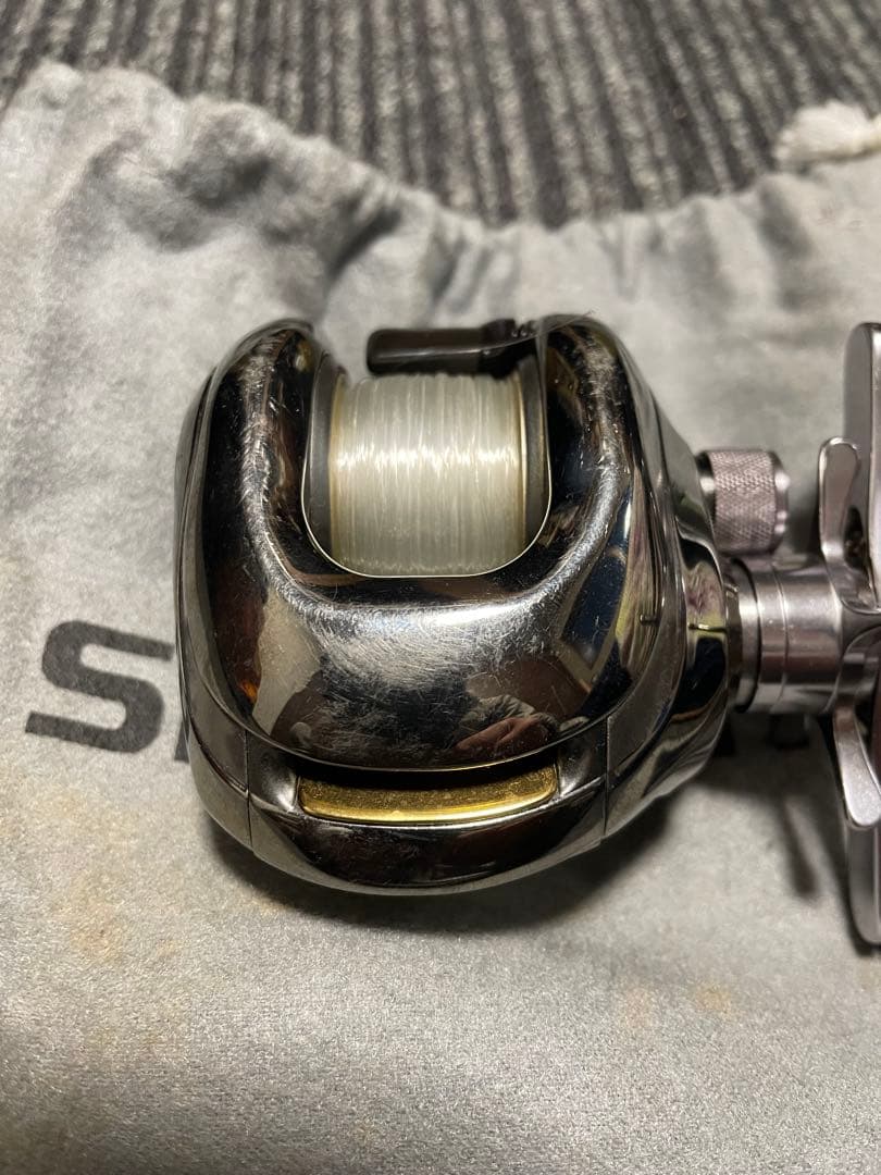 シマノ　スコーピオン初代アンタレスRH221