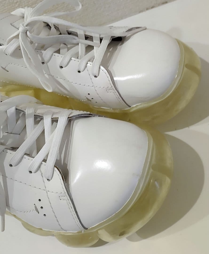 【訳あり】グラウンズ ジュエリーカウレザー スニーカー