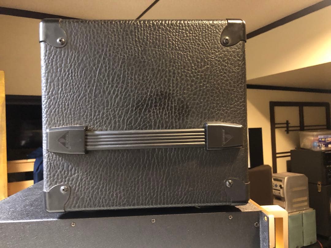 ベリンガー EUROPOWER PMP2000 パワードミキサー