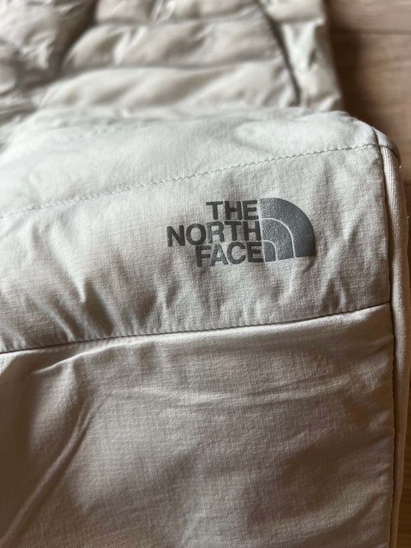 THE NORTH FACE ダウンパンツ ライトグレー