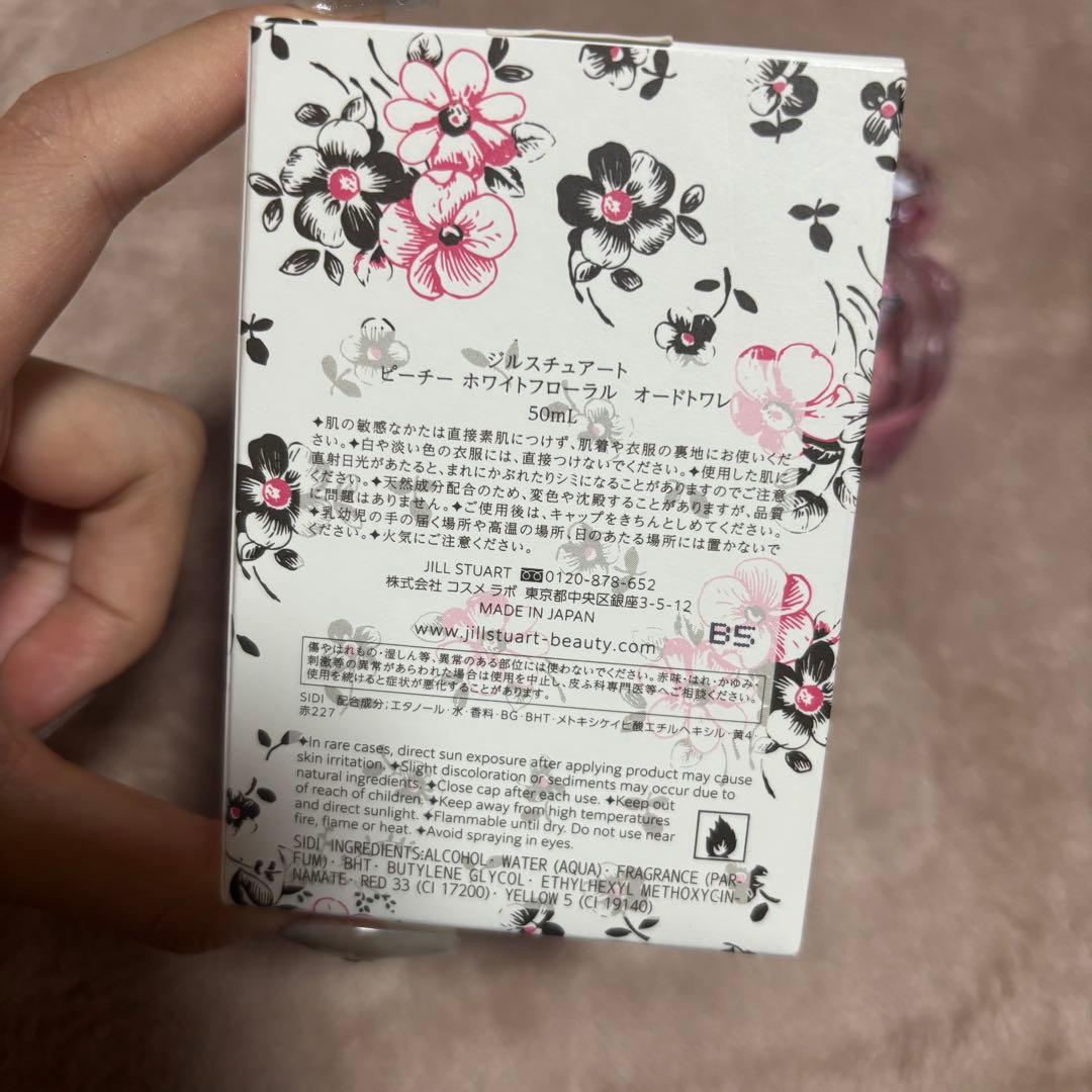 JILL STUART ピーチ ホワイトフローラル オードトワレ 50ml