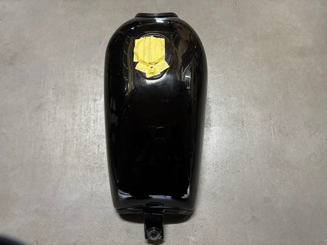 250tr　純正　タンク　インジェクション　カワサキ　エストレヤ　中古　パーツ