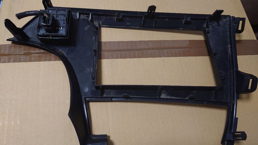 30プリウス後期　8インチナビ用パネル