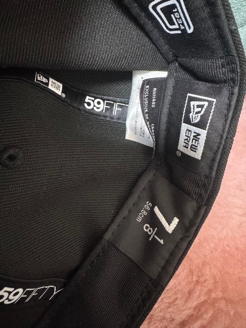 New Era 59FIFTY ブラックキャップ 7 1/8