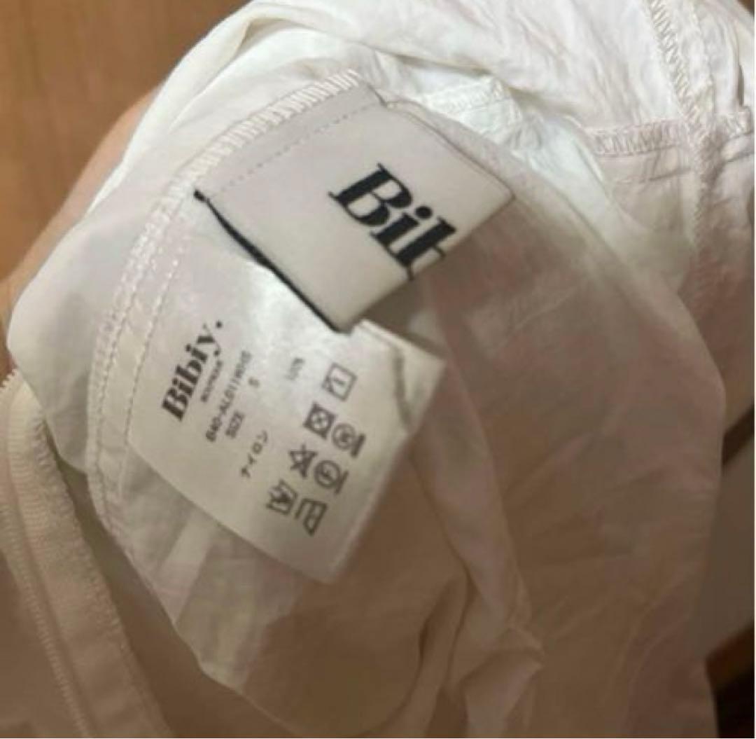 【最値下げ】Bibiy. SARAH RIBBON ROMPERS ホワイト