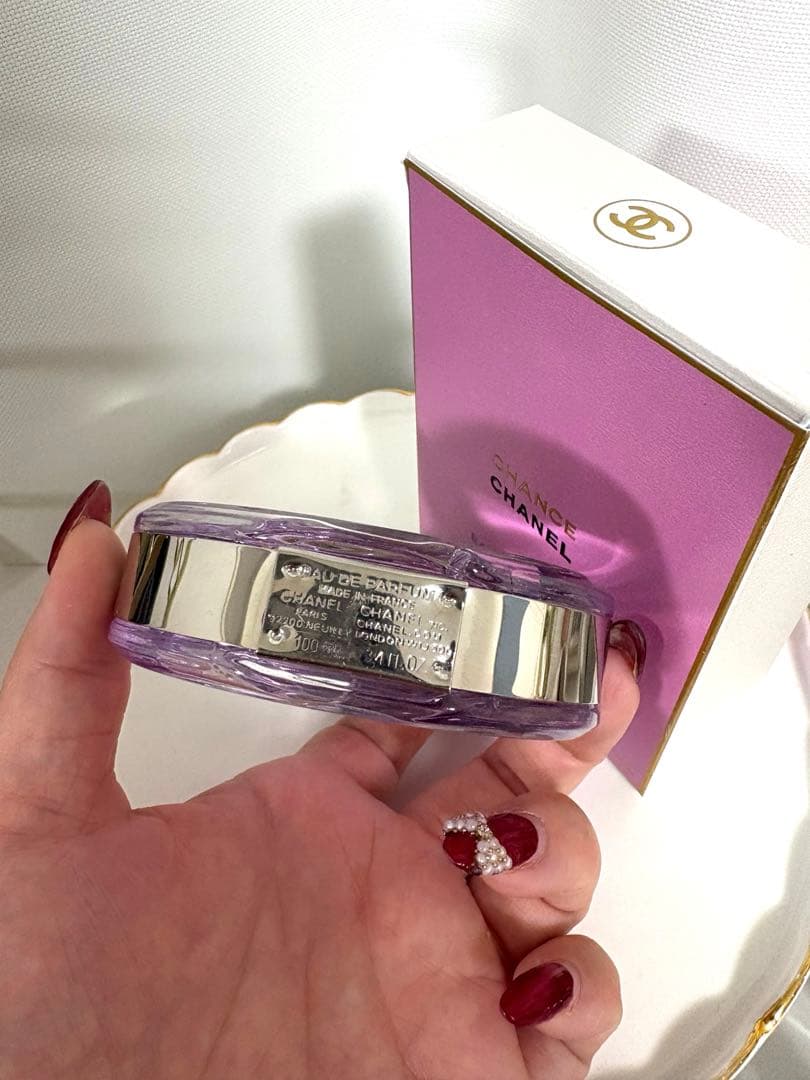 正規品！新品未使用品！シャネルチャンス オースプランディド パルファム100ml