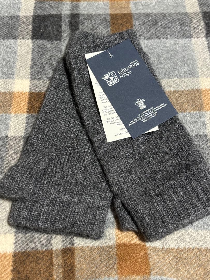 Johnstons of Elgin ジョンストンズオブエルギン 手袋 カシミヤ