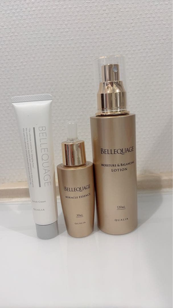 クオリア　ベルクアージュ　スキンケアセット