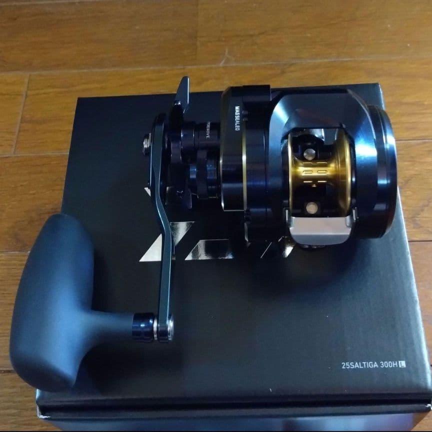 ダイワ 25 ソルティガ 300HL 新品未使用