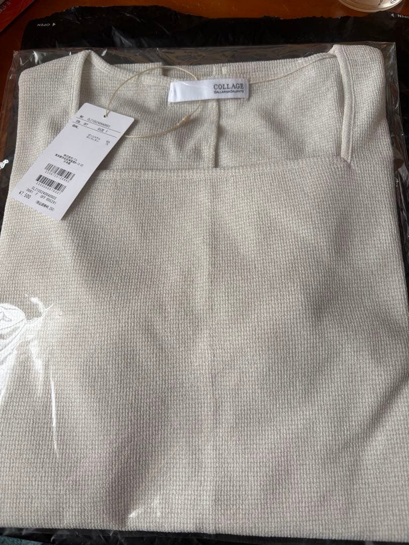 新品タグ付ラメリブスクエアロンT COLLAGE GALLARDAGALANTE
