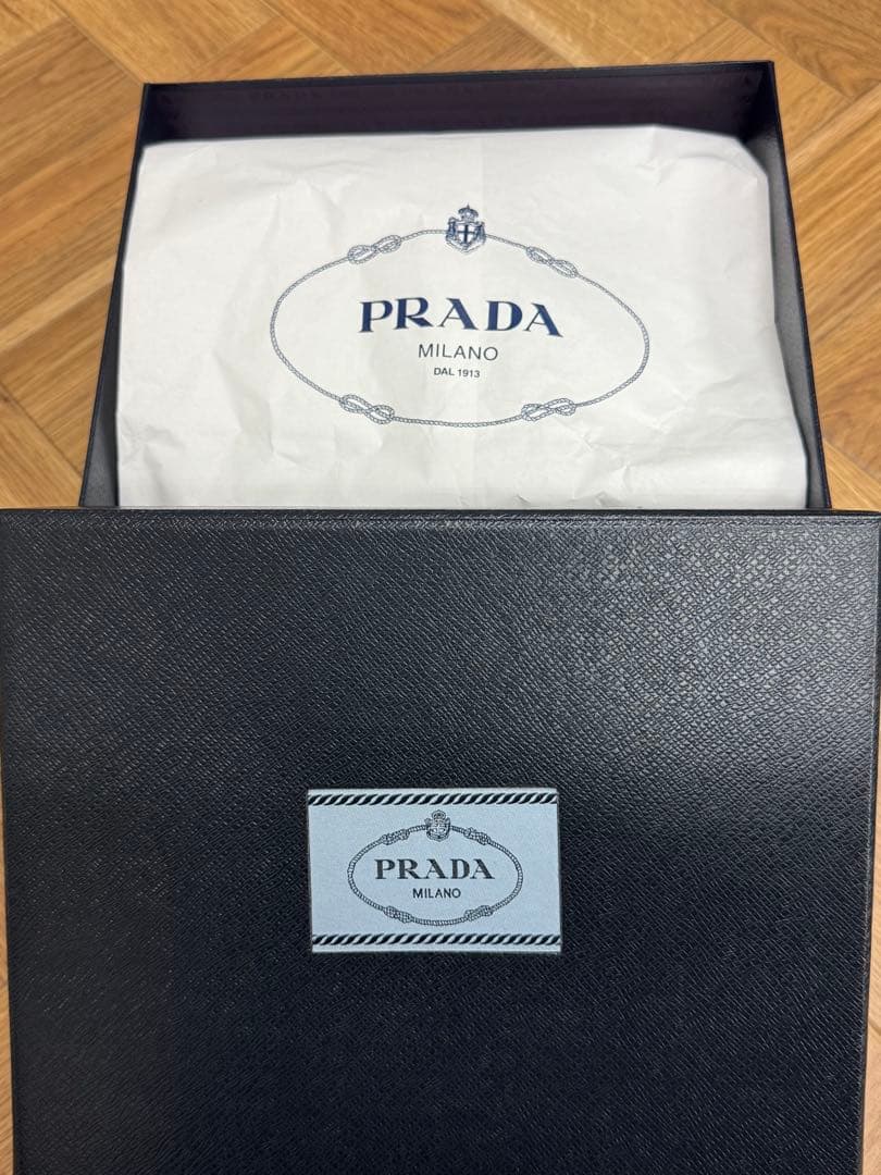 【新品未使用品】PRADA ストール　マフラー　カシミヤ100% グレー　プラダ