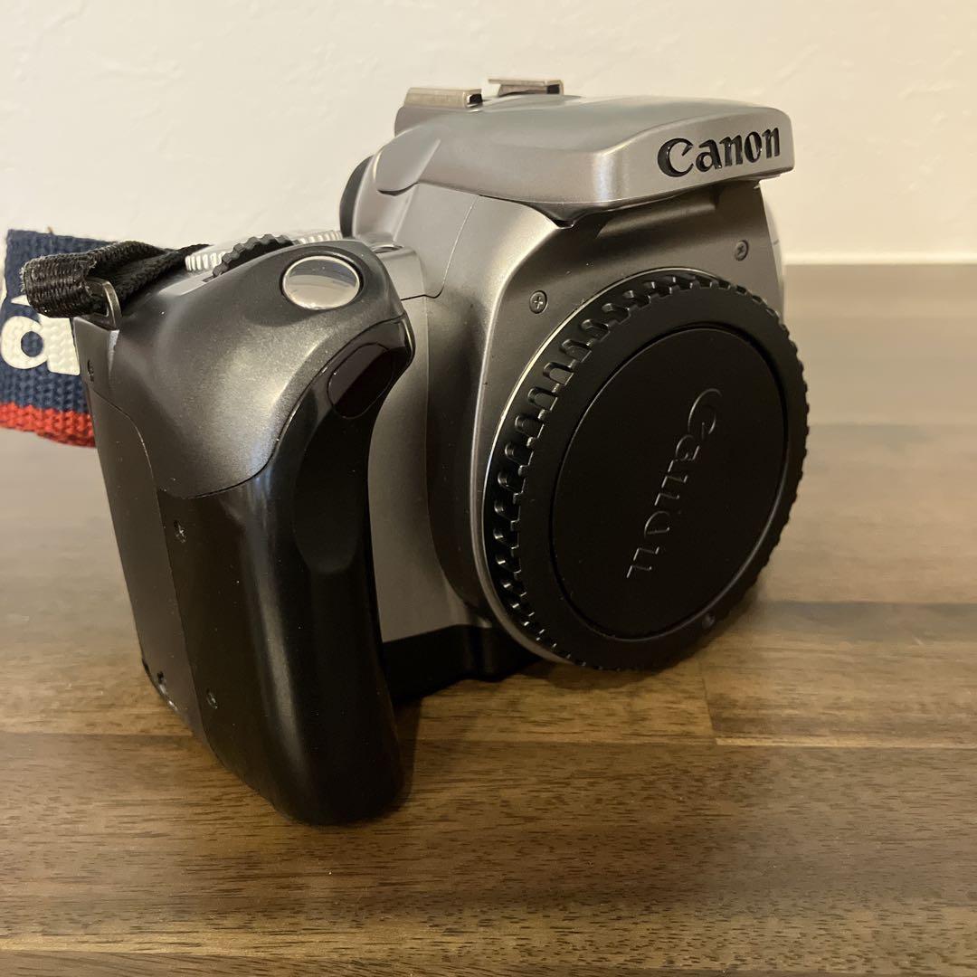 Canon EOS Kiss 7 ボディ