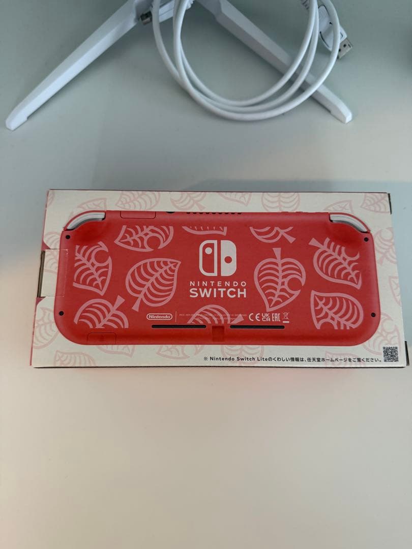 Nintendo Switch Lite あつまれどうぶつの森〜しずえアロハ柄〜