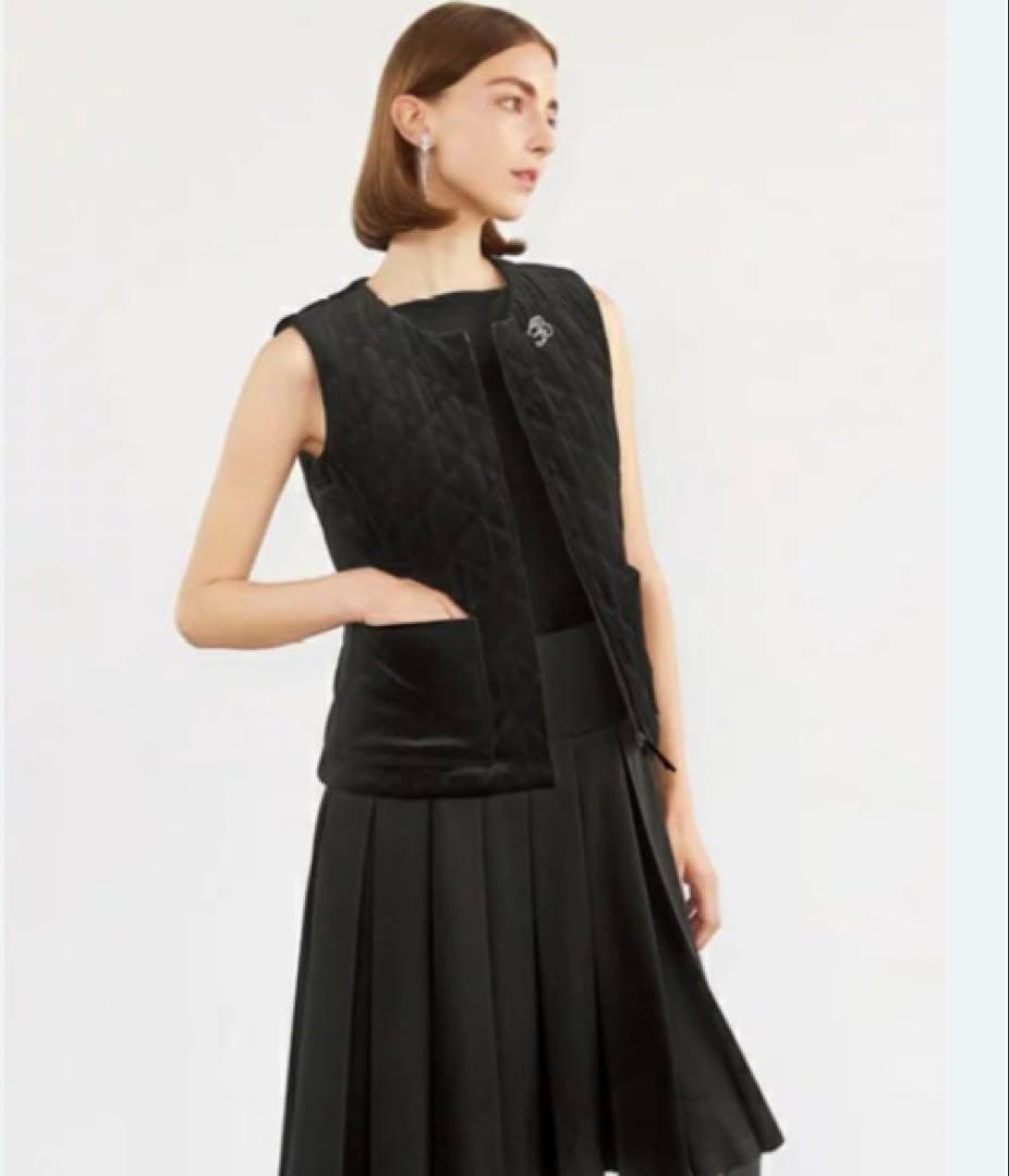 フォクシー ベルベット 中綿 リバーシブル ダウン ベスト Aster