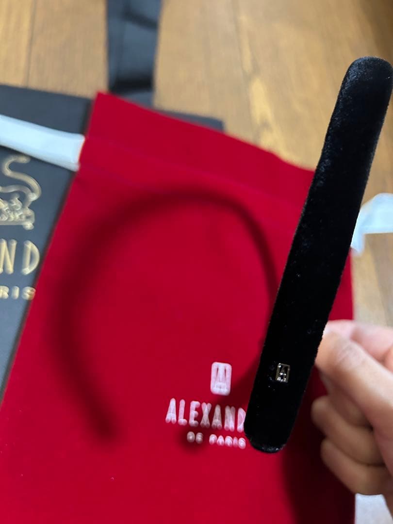 ALEXANDRE DE PARIS マシェールエラ ベロアカチューシャ