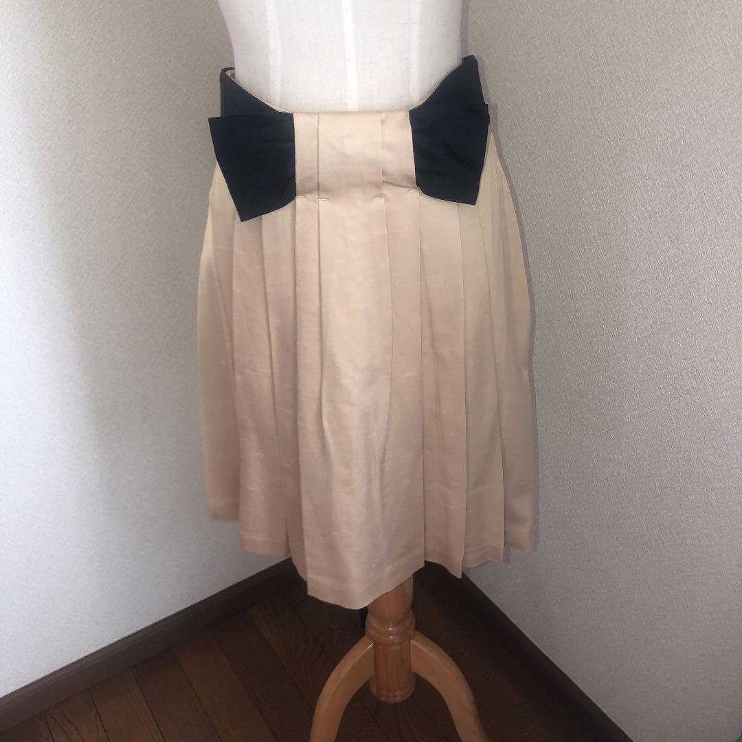 レッドヴァレンティノ　シルク混　大人可愛いセットアップスーツ