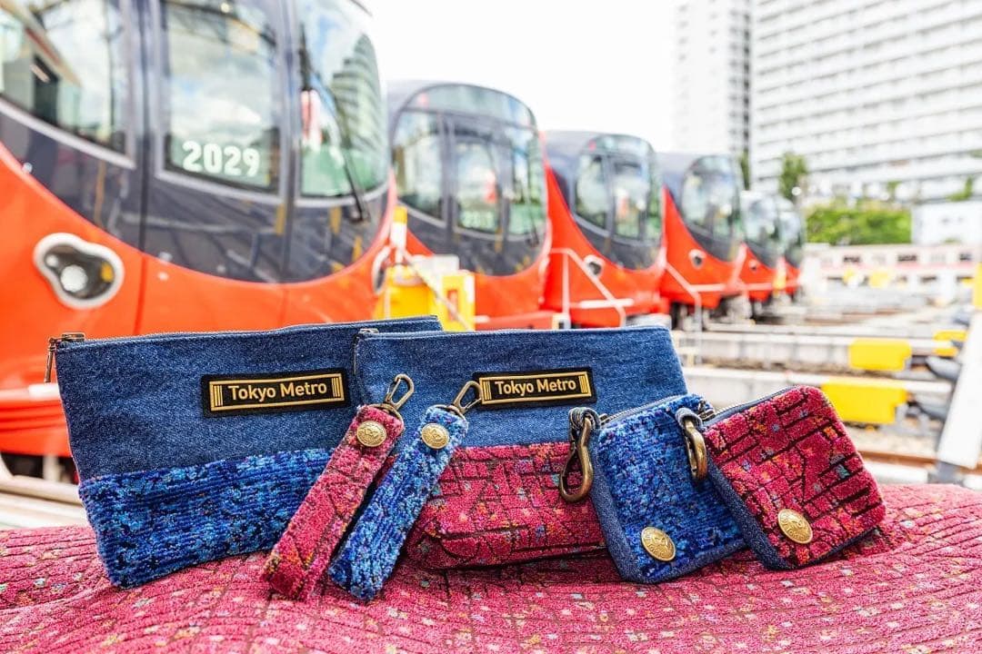 M*.様 東京メトロボタン付き小ポーチ