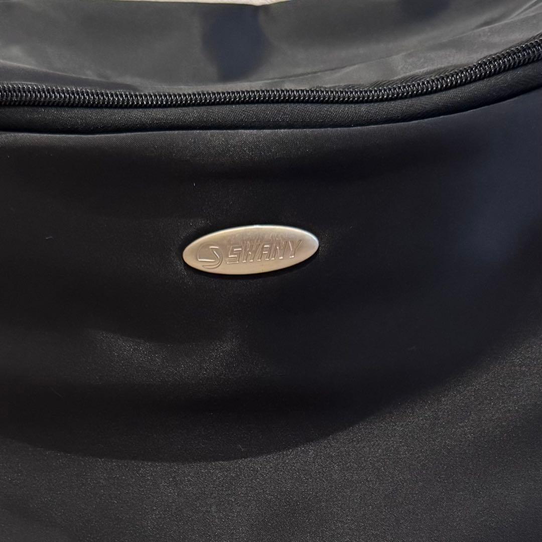 美品 スワニー SWANY キャリーケース ブラック 4輪タイプ