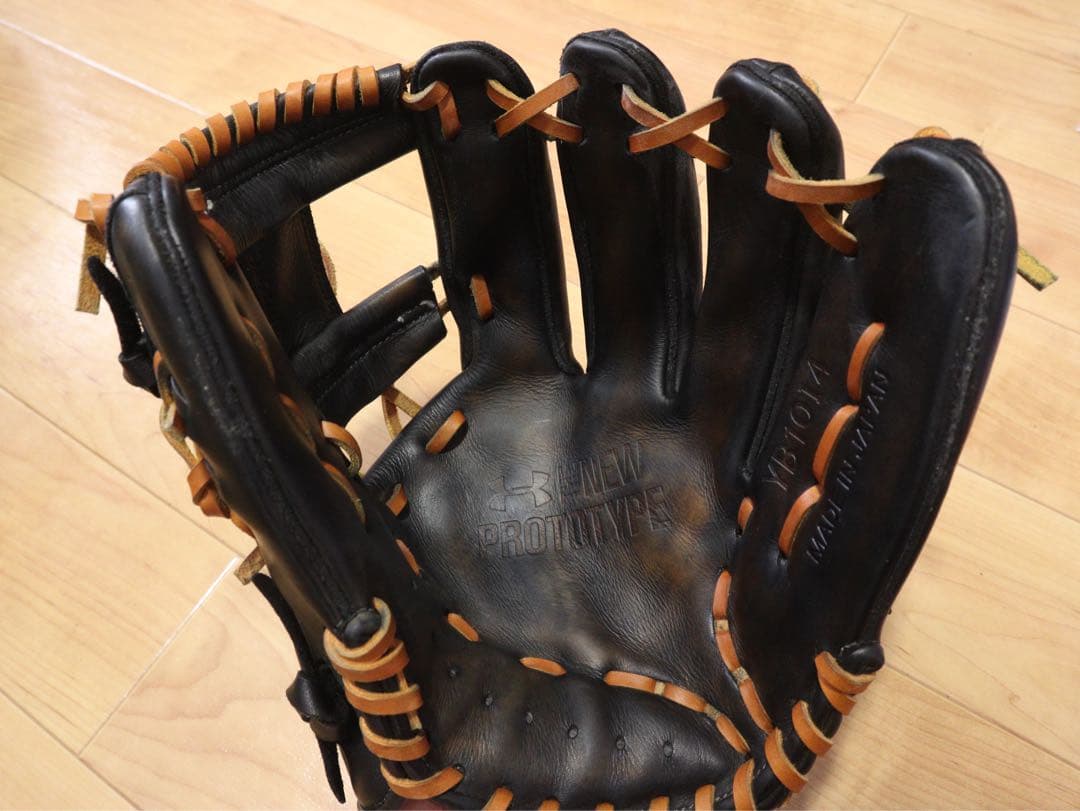 ユリ・グリエル　実使用グローブ